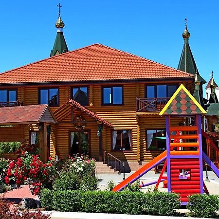 Hotel Комплекс Відпочинку Пампушка & Подушка Burlach'ya Balka Esterno foto