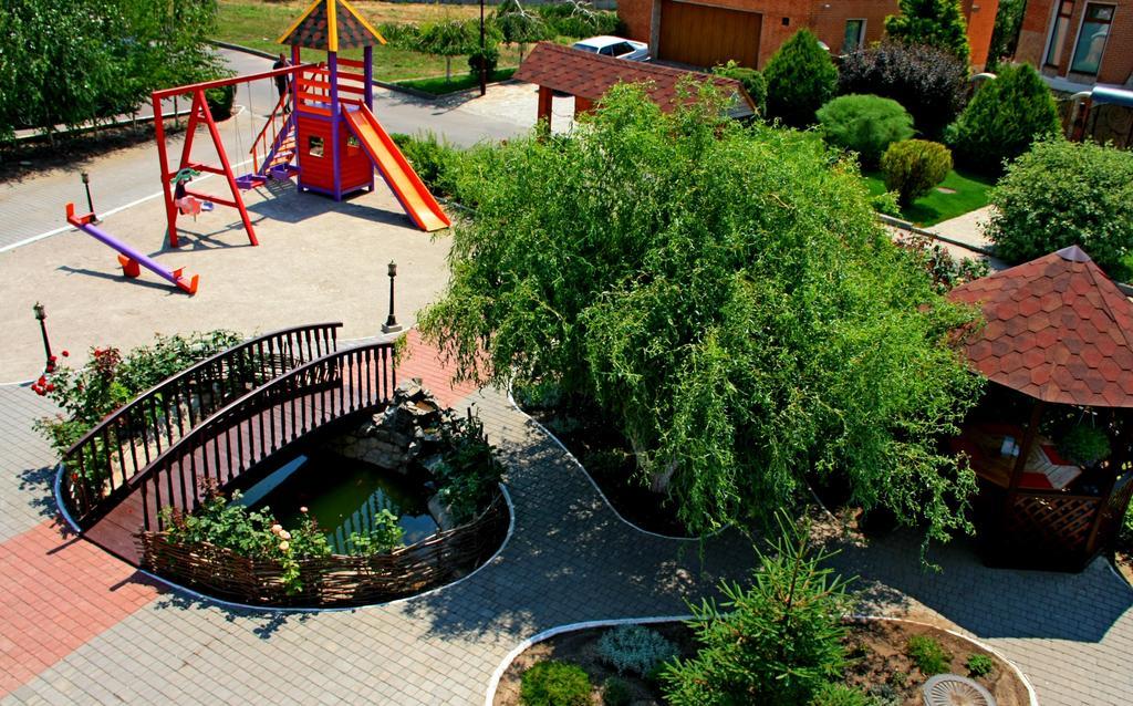 Hotel Комплекс Відпочинку Пампушка & Подушка Burlach'ya Balka Esterno foto
