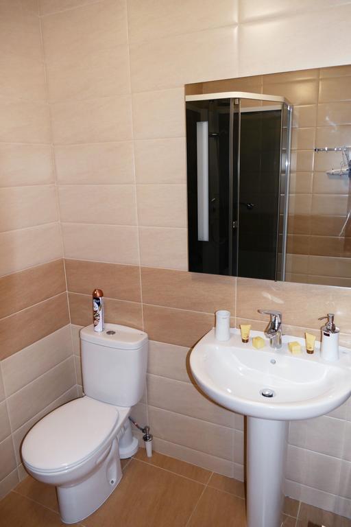 Hotel Комплекс Відпочинку Пампушка & Подушка Burlach'ya Balka Esterno foto