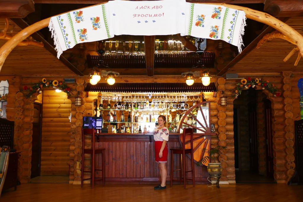 Hotel Комплекс Відпочинку Пампушка & Подушка Burlach'ya Balka Esterno foto