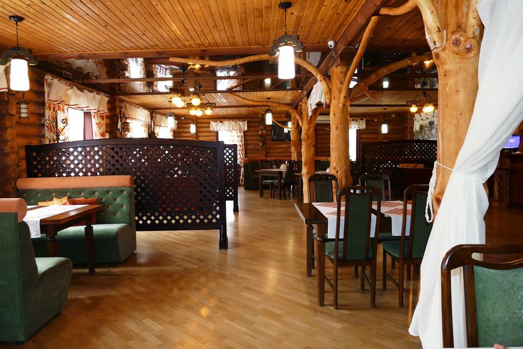 Hotel Комплекс Відпочинку Пампушка & Подушка Burlach'ya Balka Esterno foto