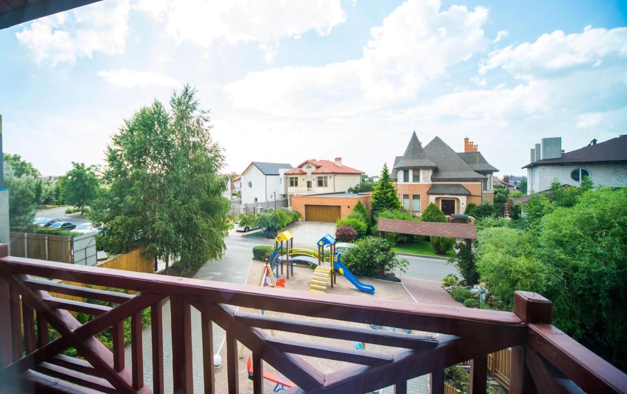 Hotel Комплекс Відпочинку Пампушка & Подушка Burlach'ya Balka Esterno foto