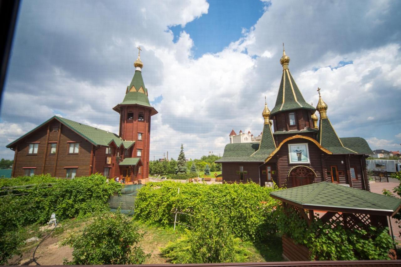 Hotel Комплекс Відпочинку Пампушка & Подушка Burlach'ya Balka Esterno foto