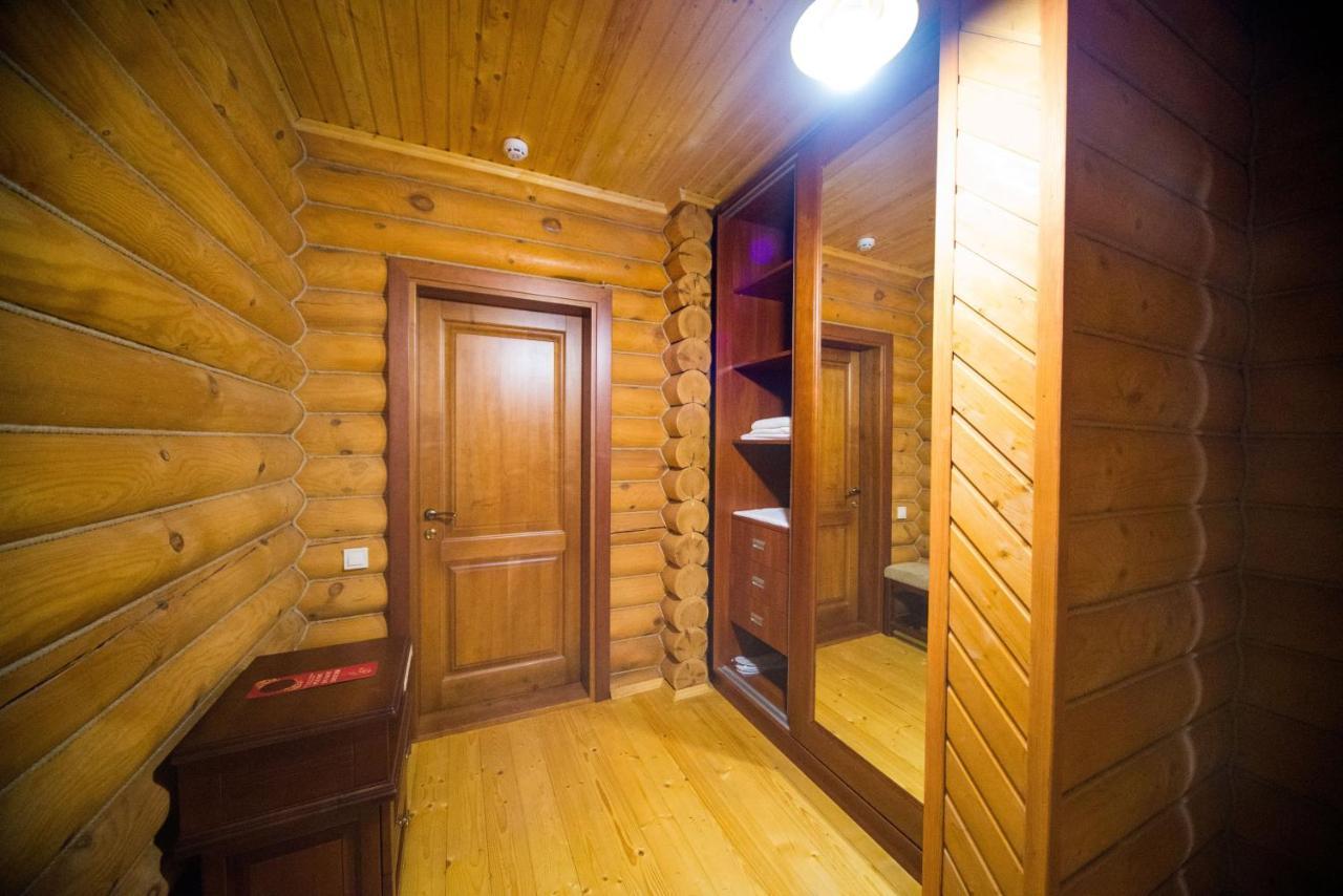 Hotel Комплекс Відпочинку Пампушка & Подушка Burlach'ya Balka Esterno foto
