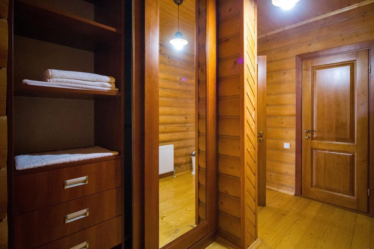 Hotel Комплекс Відпочинку Пампушка & Подушка Burlach'ya Balka Esterno foto